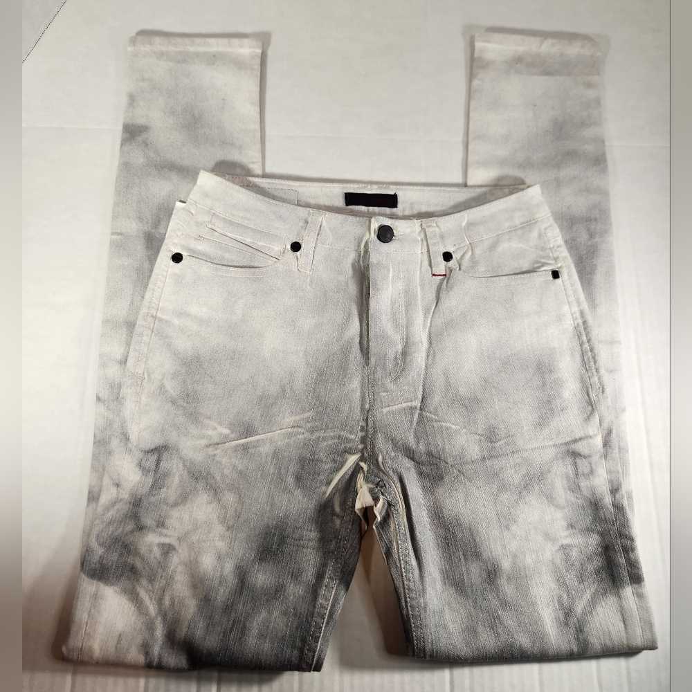 NWT Women's Comune High Rise Jeans